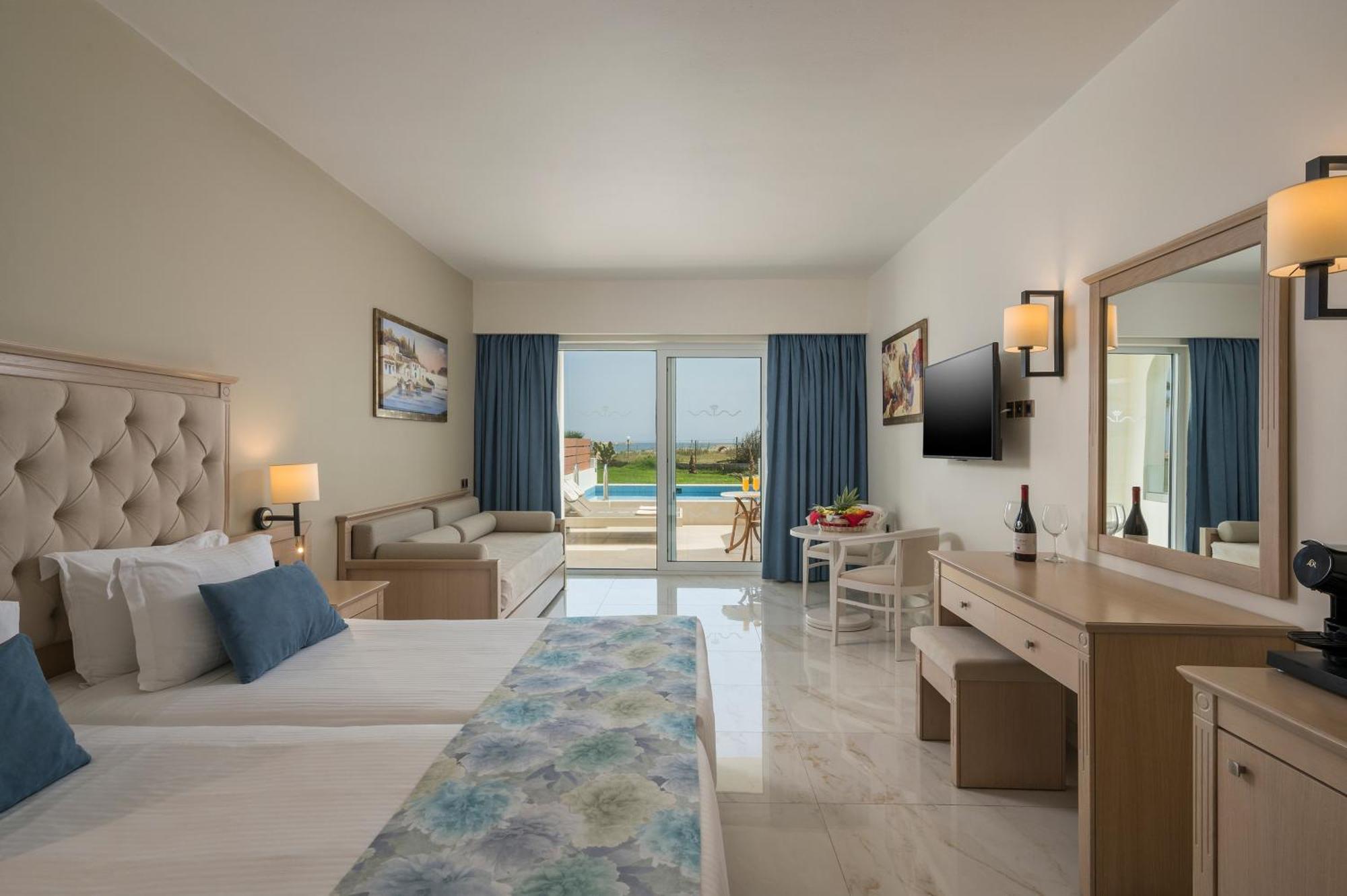 Paralia Kourna Vantaris Palace מראה חיצוני תמונה