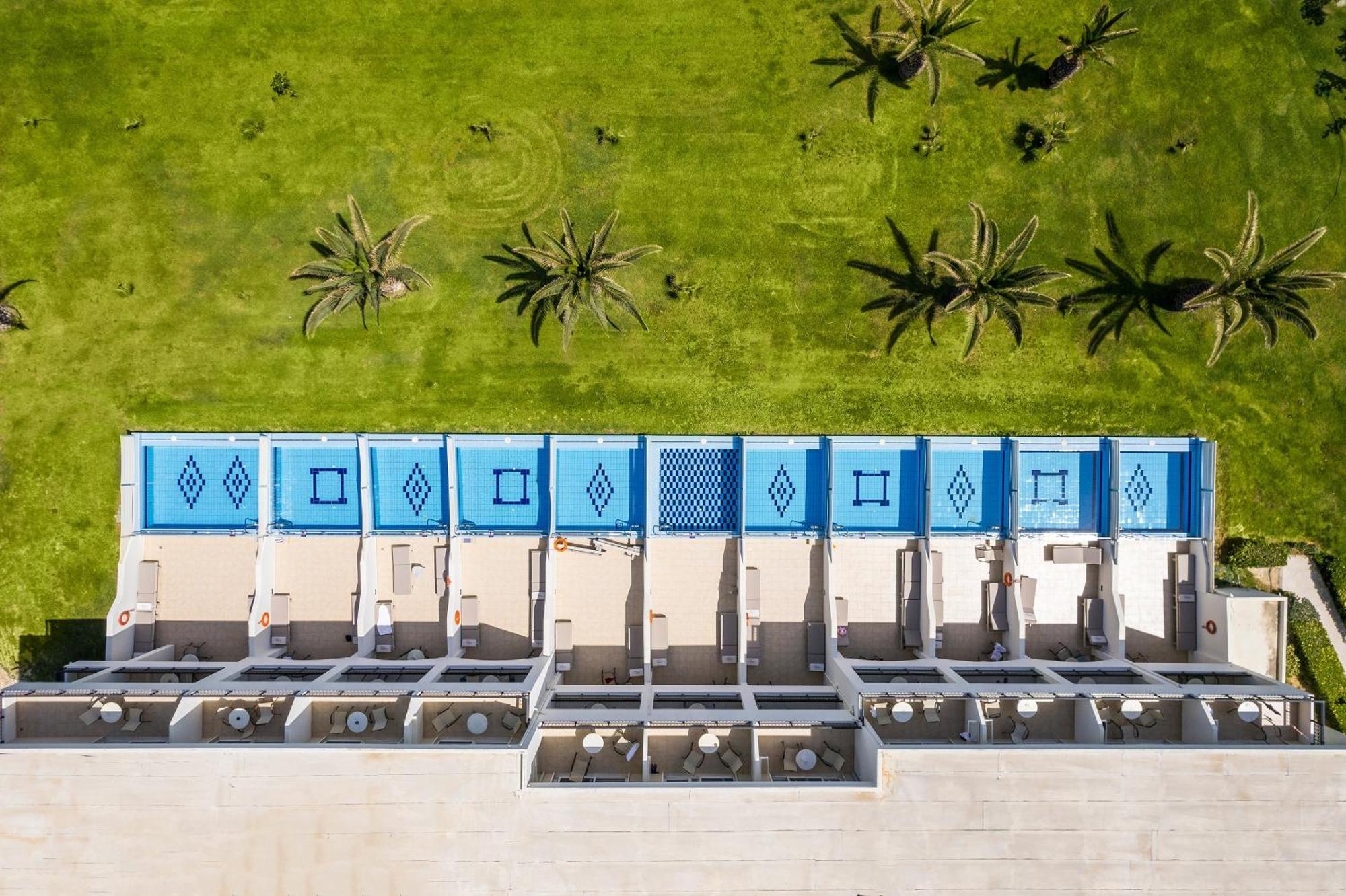 Paralia Kourna Vantaris Palace מראה חיצוני תמונה