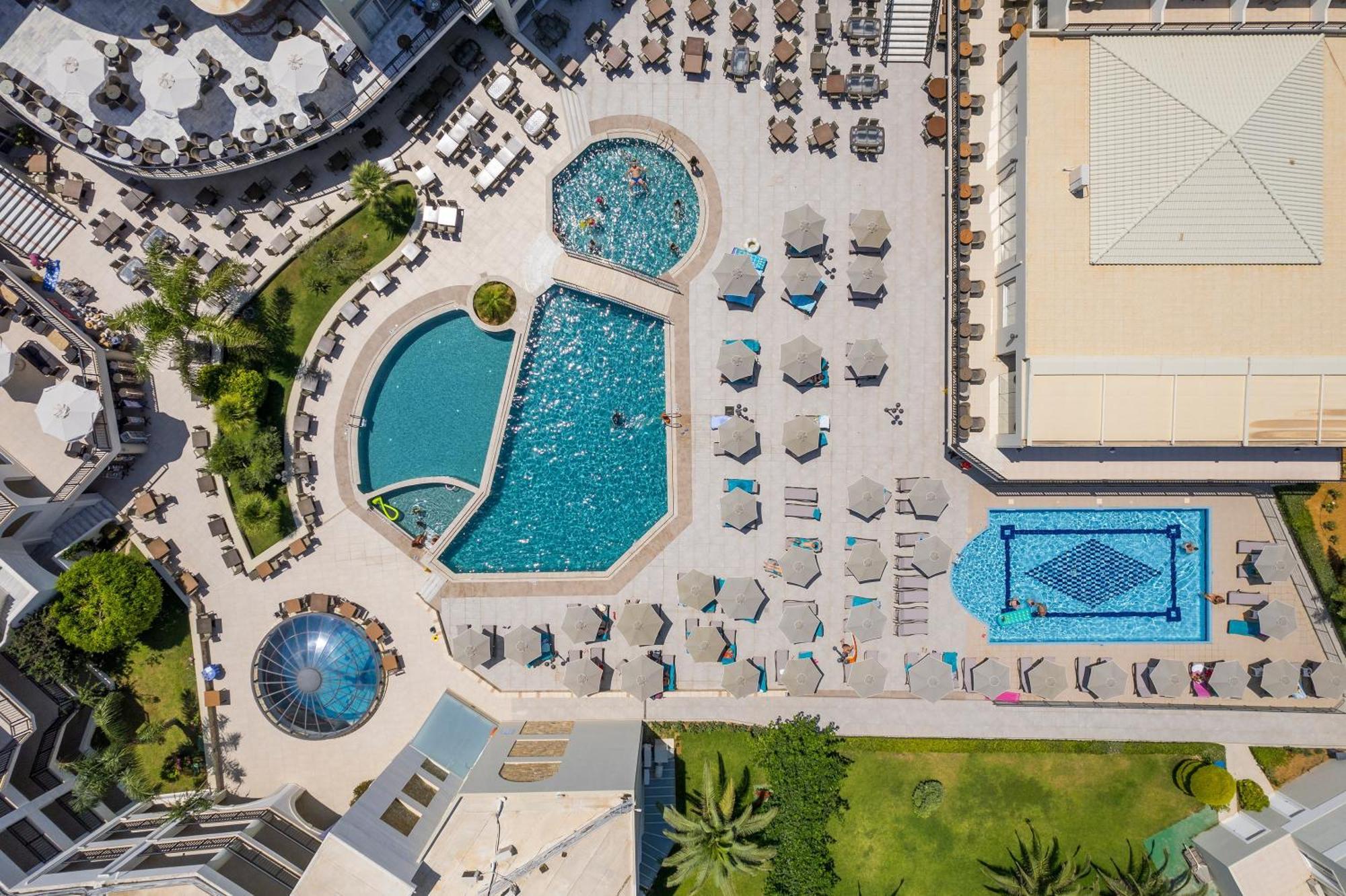 Paralia Kourna Vantaris Palace מראה חיצוני תמונה